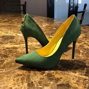 **New** Green Suede Stiletto Pumps. Red buttons.
